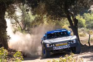 Entering late, on-site registration 146 entries for this week’s colorful 7th SCORE Baja 400